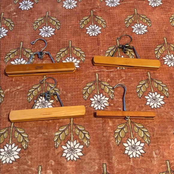 Vintage Setwell 4 Wooden Pant Hangers Set - Picture 6 of 7